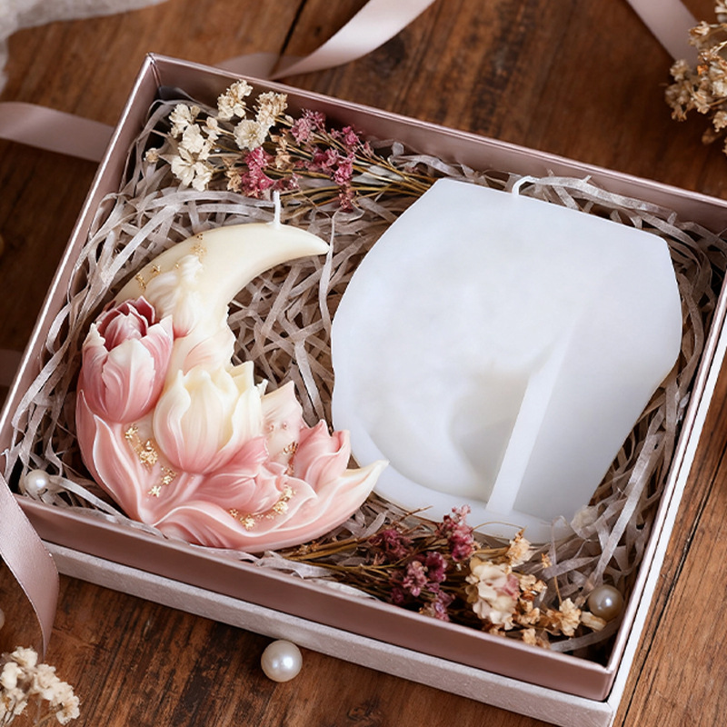 Moon-shaped fragrant candle silicone mold - DIY gift for girlfriend on special occasion - Ins Style candle with tulip design